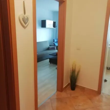 Appartement Apartament Comfortabil Si Linistit , *